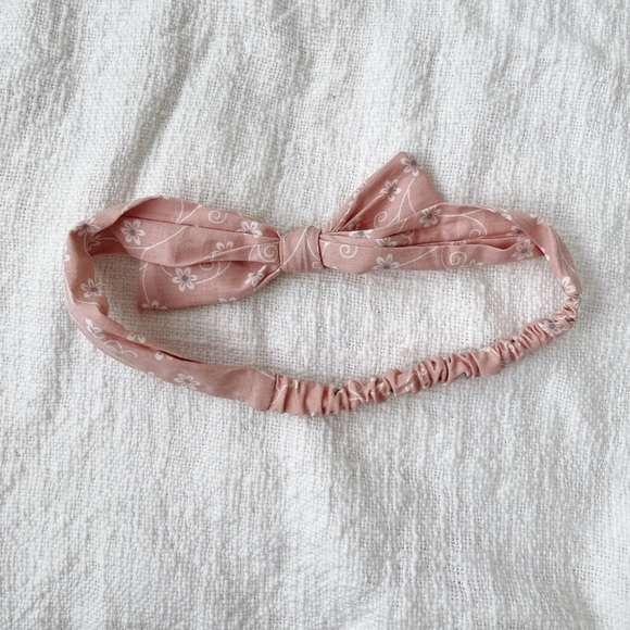 Pink floral headband - Picture 2 of 6